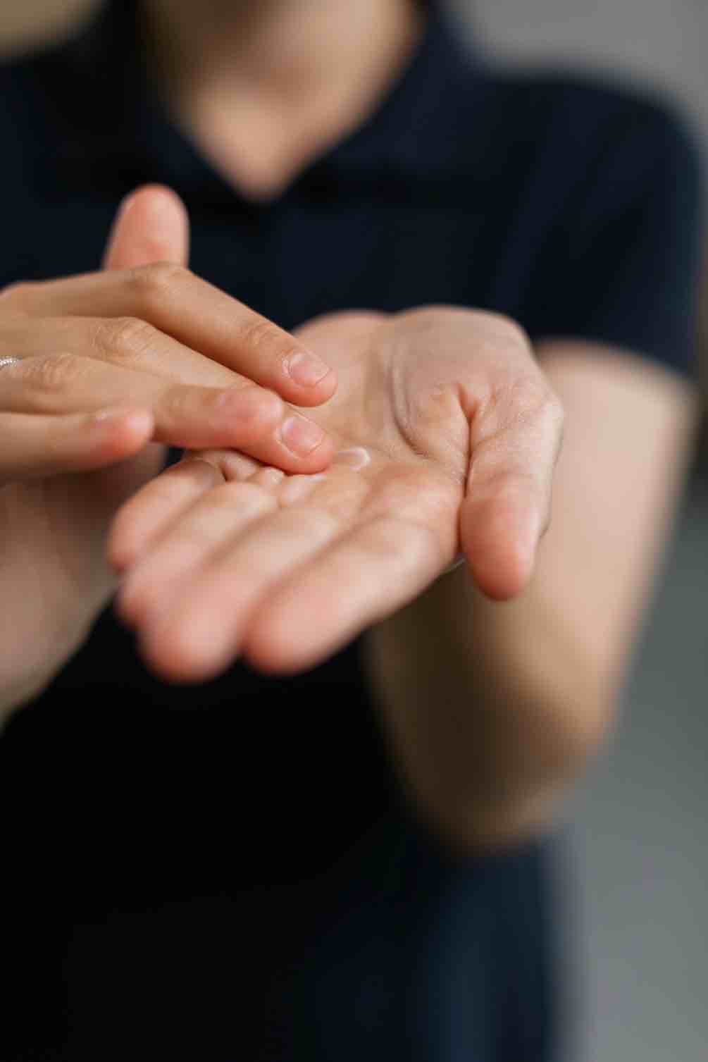 hand cream dengan kelembapan yang tahan lama, hand cream, hand cream tahan lama, hand cream yang paling melembapkan