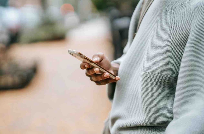 cara dalam mendekati pria melalui sosial media, sosial media, mendekati pria, cara mendekati pria