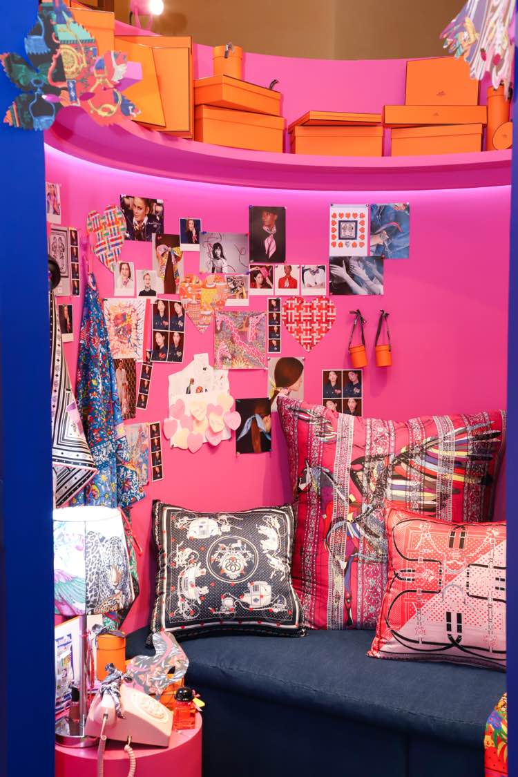 Instalasi Pink Room Hermes