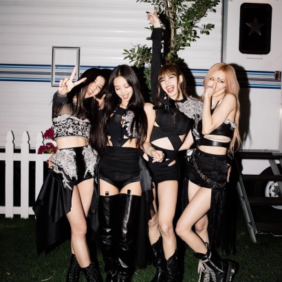 blackpink umumkan world tour di 2025, blackpink, blackpink world tour 2025, blackpink 2025, jennie, jisoo, lisa, rose