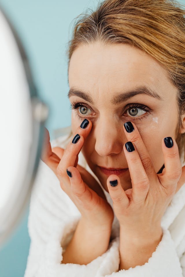 tips menghilangkan puffy eyes di pagi hari, tips menghilangkan puffy eyes, puffy eyes, mata bengkak di pagi hari, cara menghilangkan mata bengkak