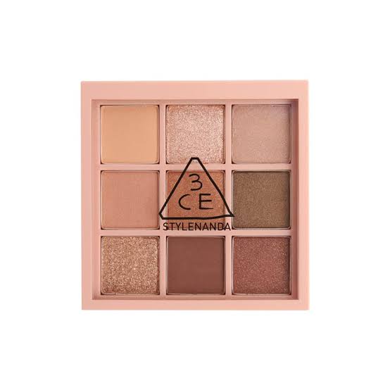 rekomendasi eyeshadow Korea agar terlihat lebih natural, eyeshadow korean idol, korean idol makeup, makeup