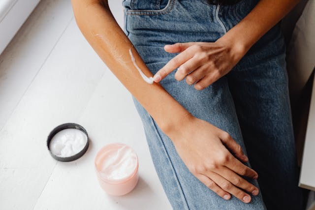 tips dalam memilih body lotion, body lotion, ciri body lotion yang bagus, kulit lembut