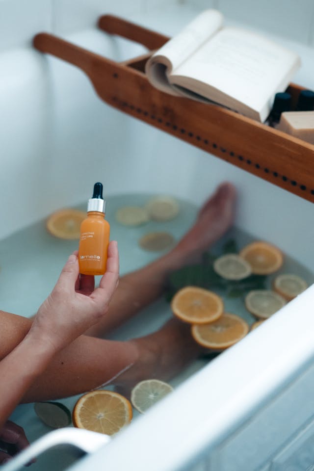 kandungan skincare yang bisa menstimulasi kolagen, kolagen, skincare, kandungan kolagen, manfaat kolagen