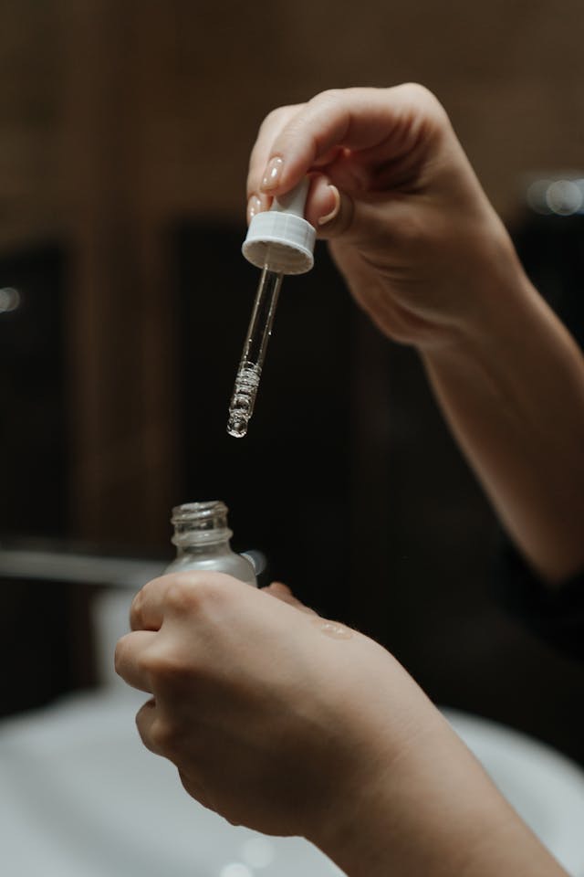 kandungan skincare yang bisa menstimulasi kolagen, kolagen, skincare, kandungan kolagen, manfaat kolagen