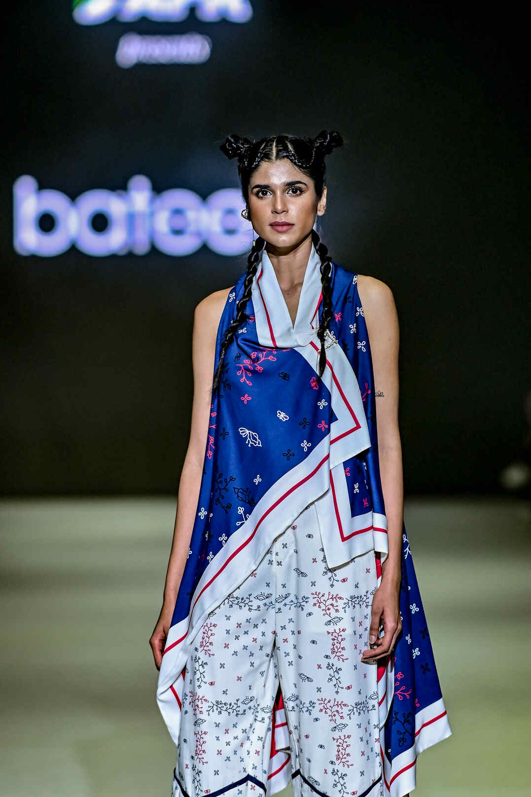 Kilas Balik Fakta Menarik di Jakarta Fashion Week 2024