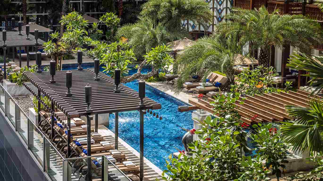 Four season hotel. Promo four season hotel. Liburan kenaikan kelas. Promo hotel.