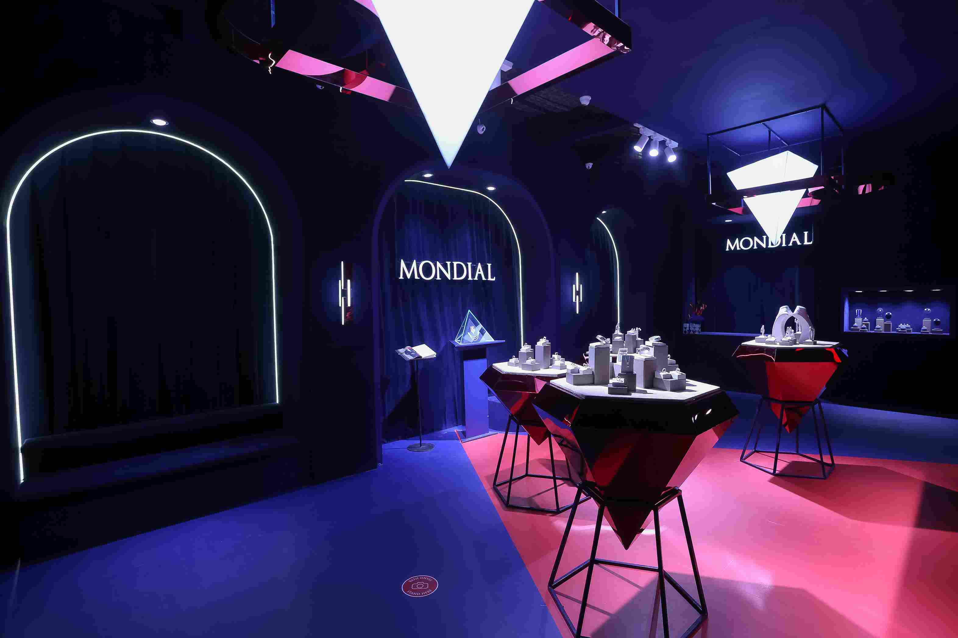 MONDIAL