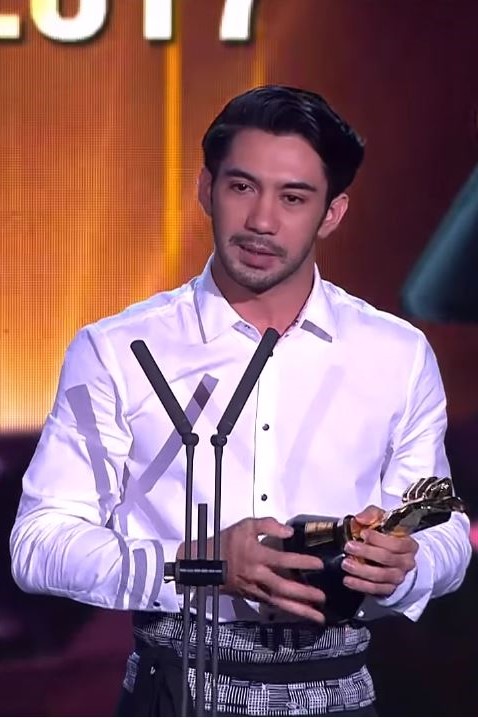 Reza Rahadian 