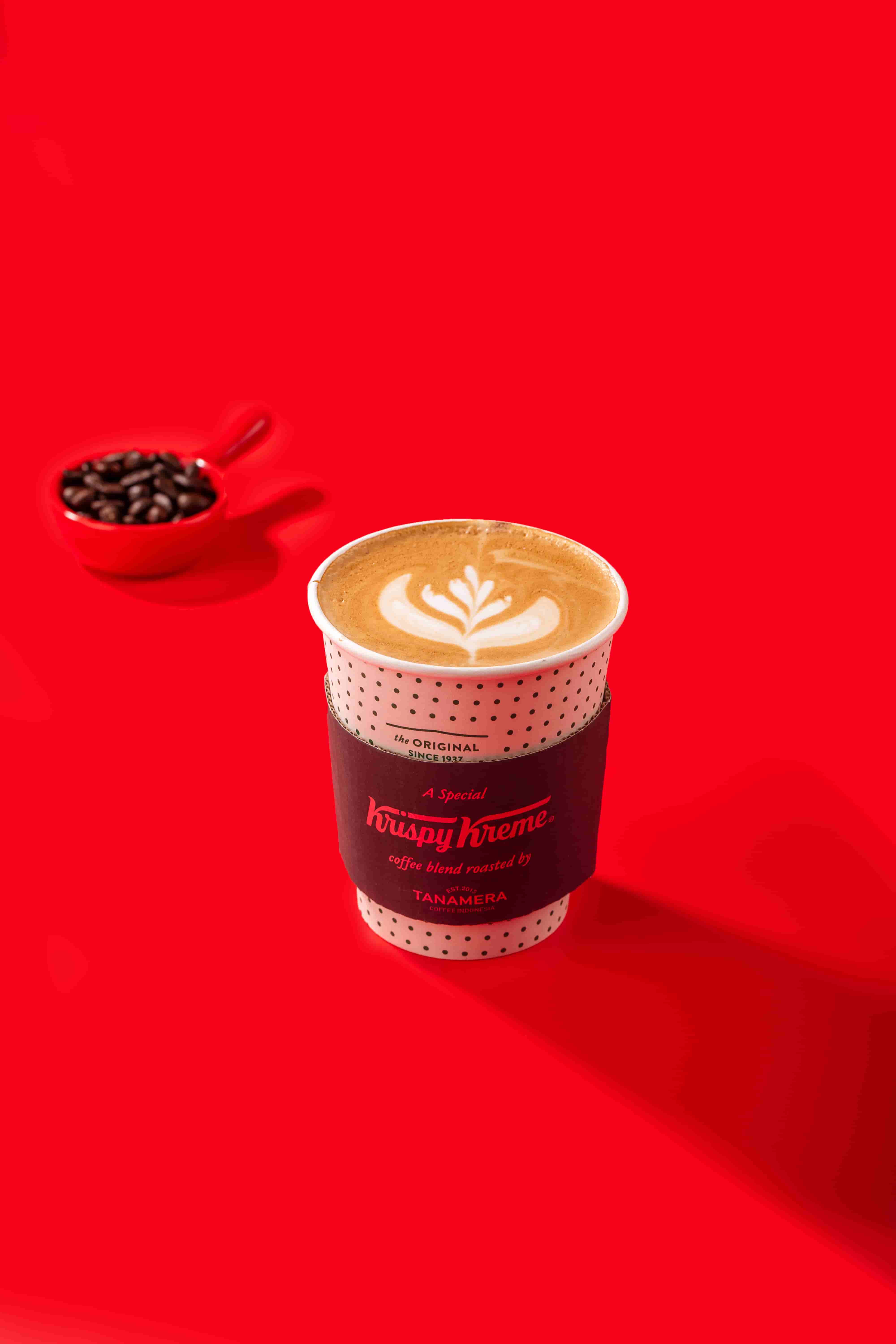 Kolaborasi Krispy Kreme dengan Tanamera Coffee