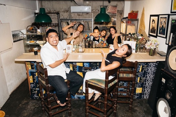 Listening Bar: Kenyamanan Menikmati Musik