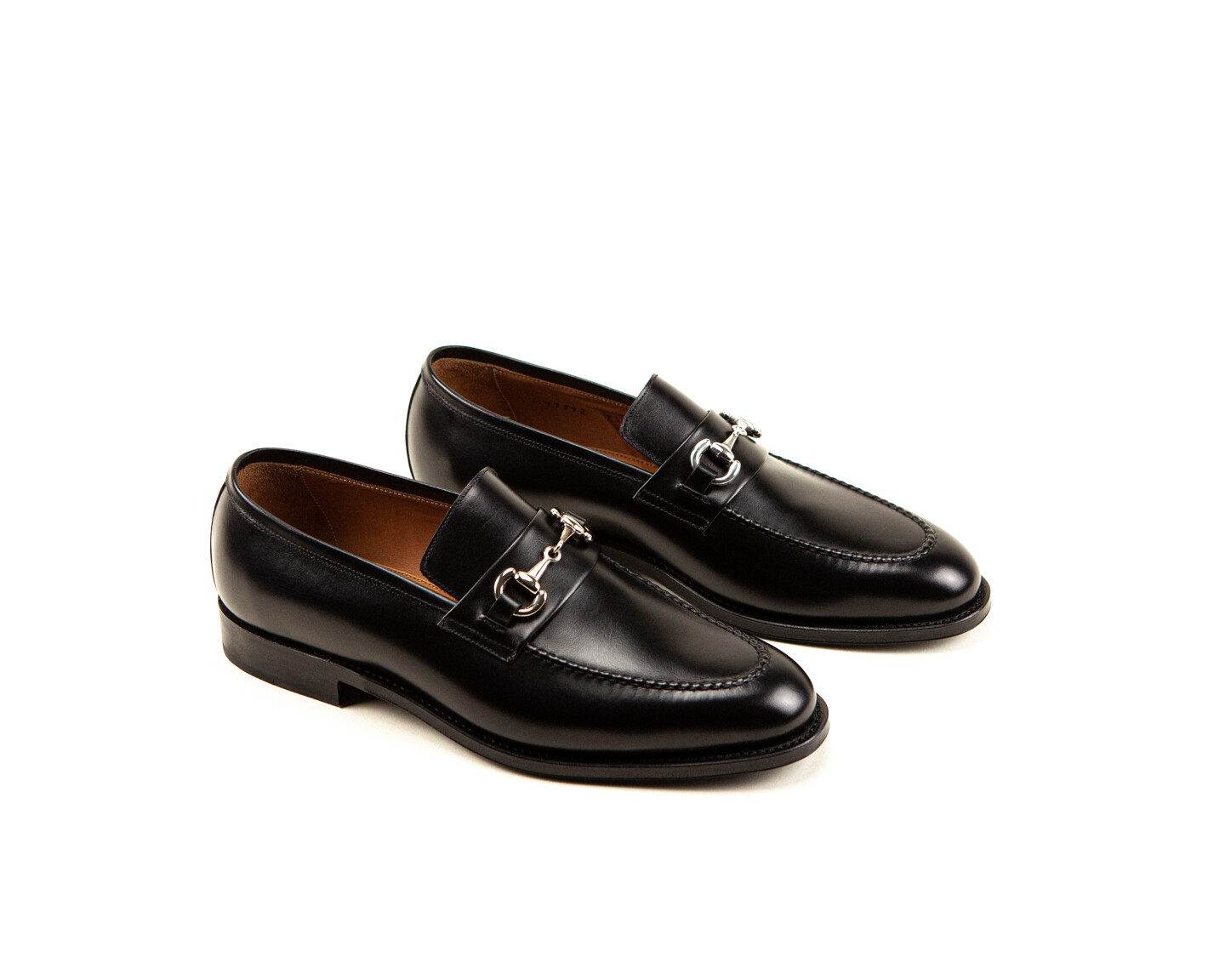 5 Rekomendasi Loafers Untuk Berbagai Musim, Cocok Untukmu
