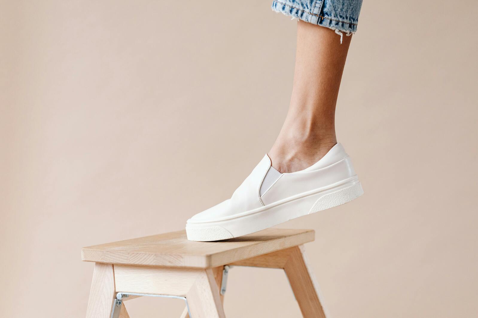 Sepatu Mulai Longgar? Coba Atasi Dengan 3 Cara ini!
