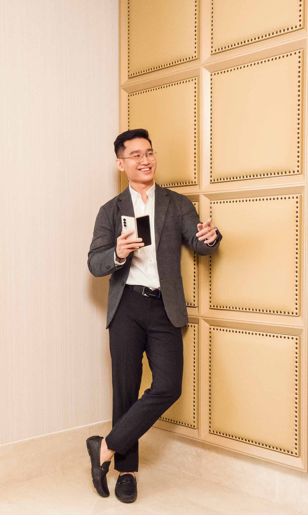 raymond chin, samsung zfold4 5g