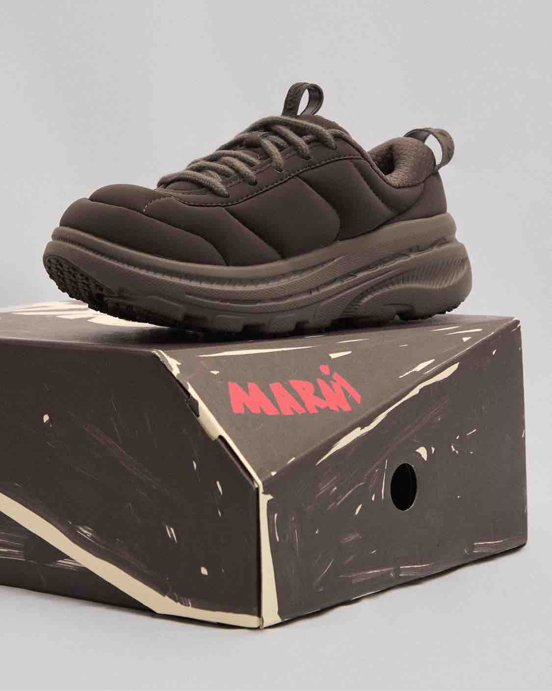 hoka, marni, hokaxmarni, BONDI B3LS, sneakers, sepatu kolaborasi, sneakers kolaborasi