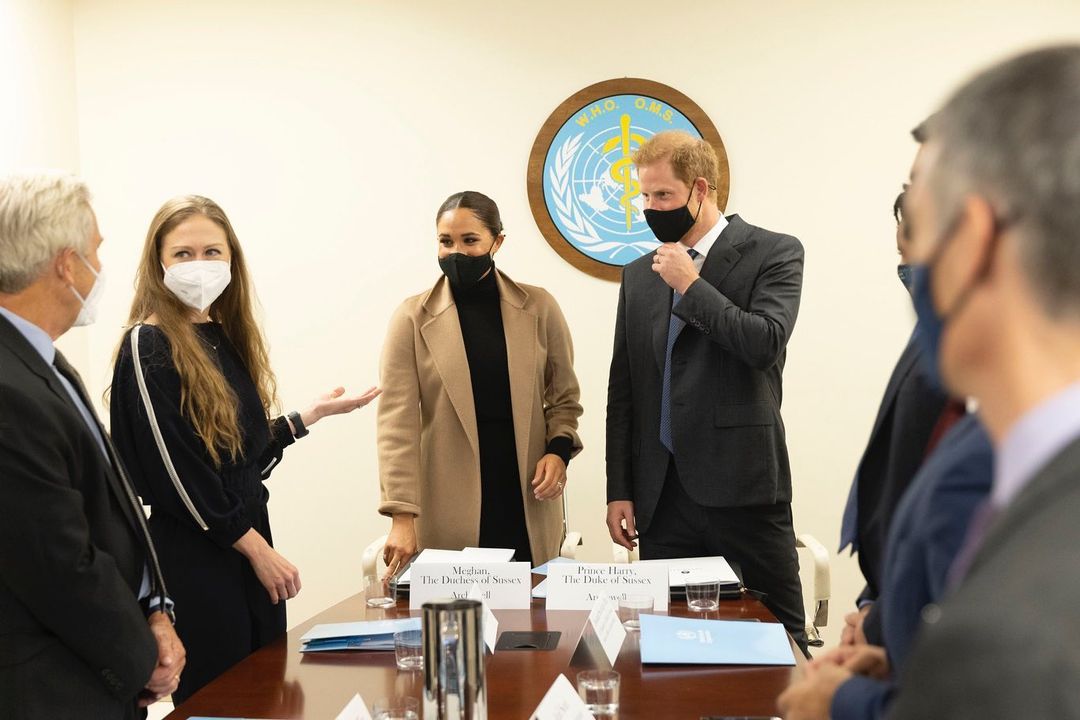 gaya busana meghan markle di new york city
