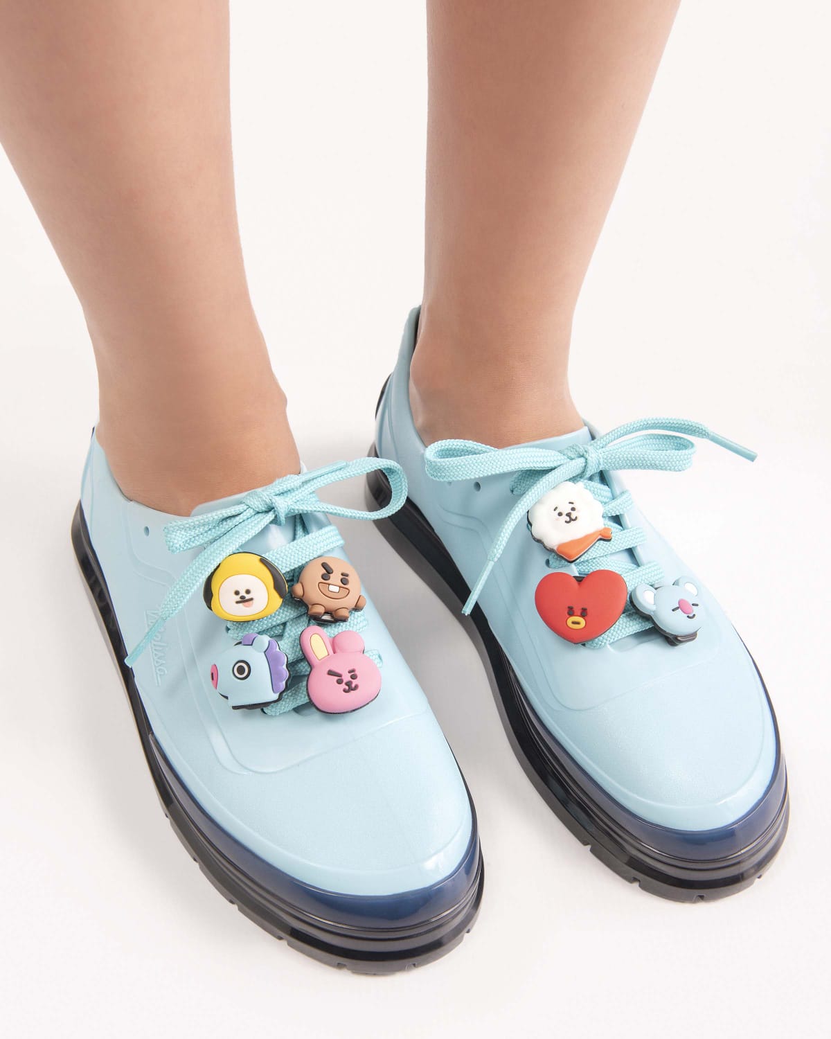 kolaborasi brand sepatu melissa x BT21