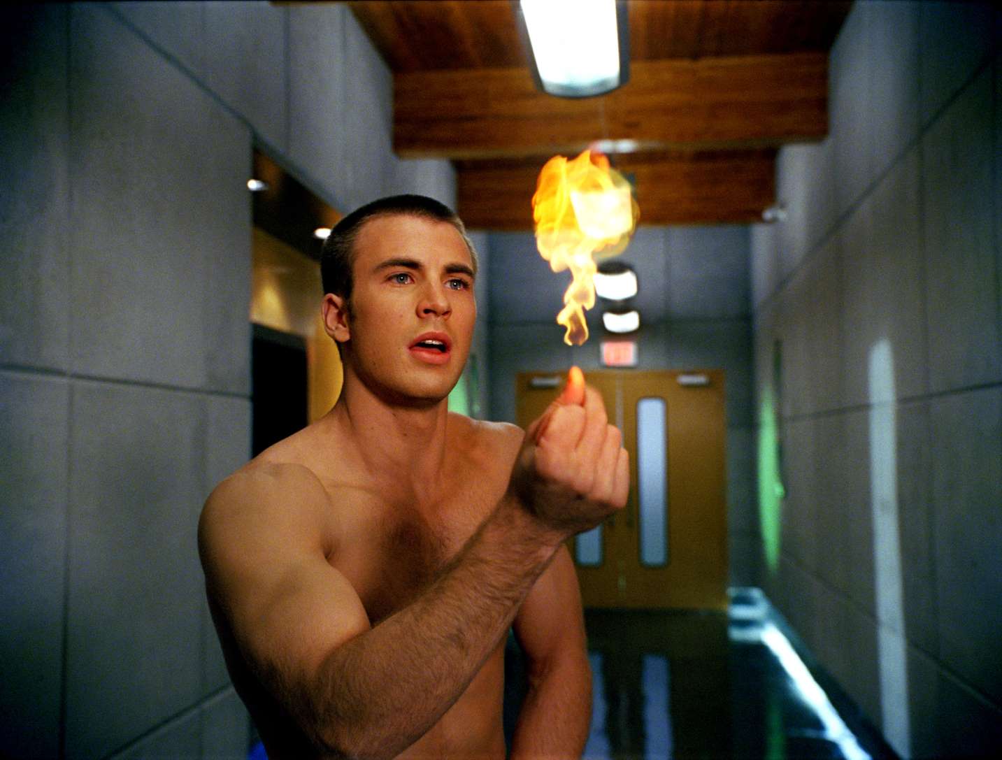 Film super hero pertama Chris Evans yaitu Fantastic Four