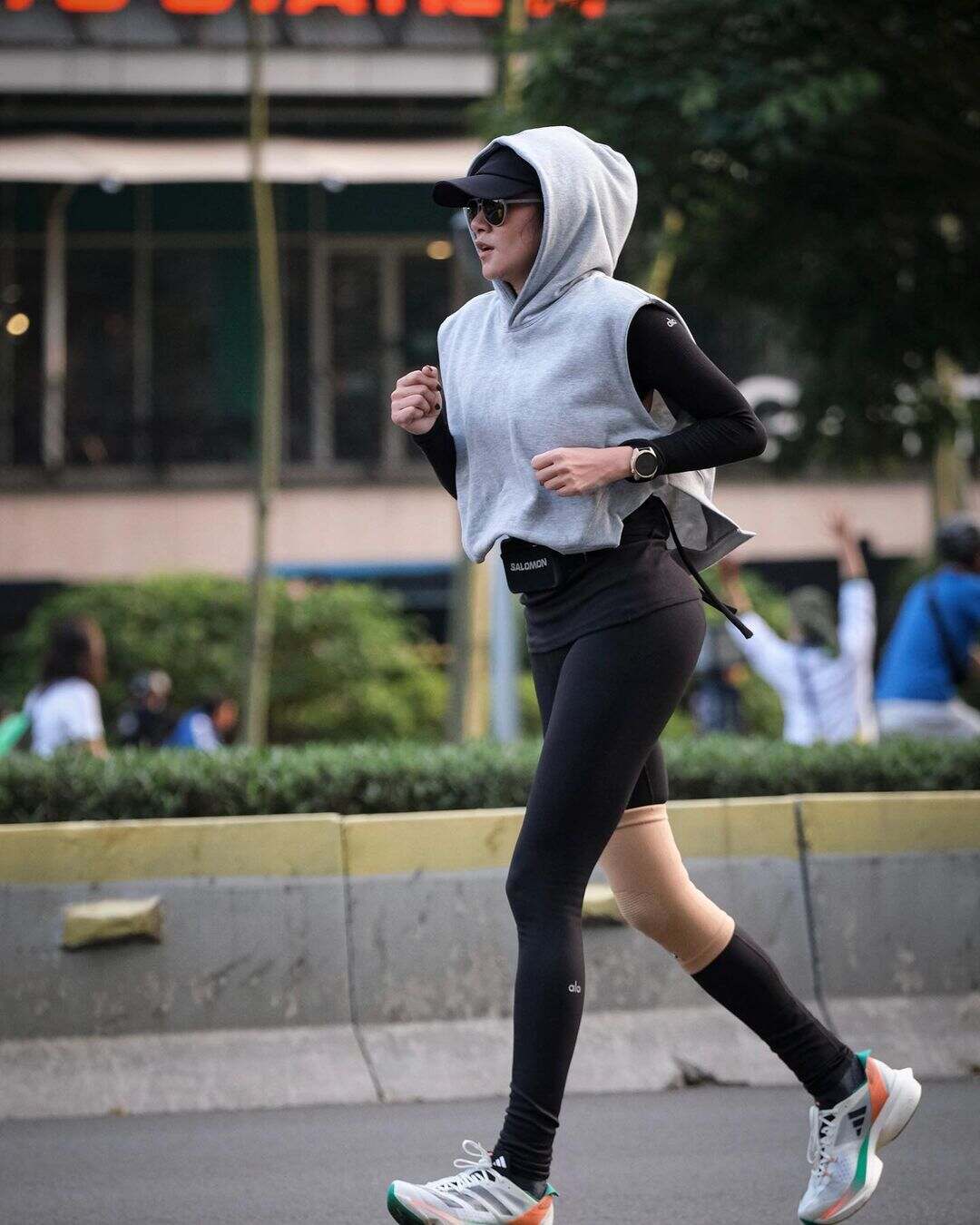 Intip 5 Rekomendasi Outfit Lari Pagi