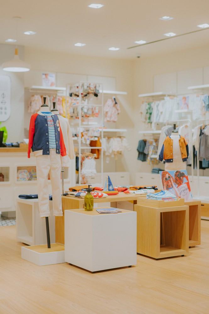 koleksi summer/spring 2023 Petit Bateau di senayan city