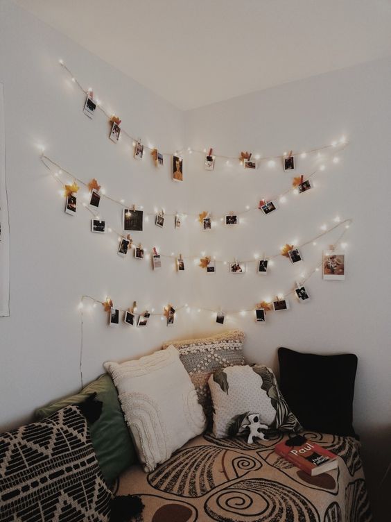 5 Ide Menata Polaroid Di Kamar, Buat Kamar Lebih Estetik