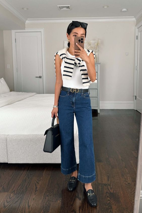 4 Acara Ini Cocok dengan Jeans dan Kaos Putih, Easy to Go!
