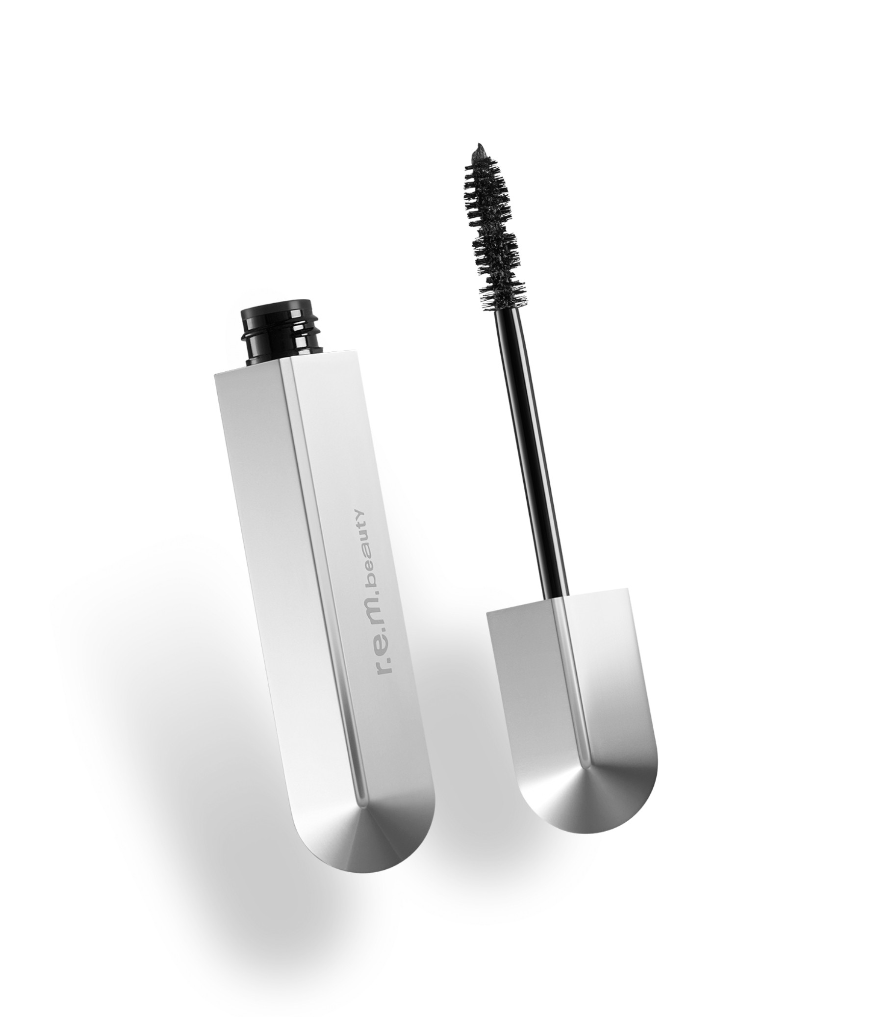 ariana grande makeup line, r.e.m Beauty