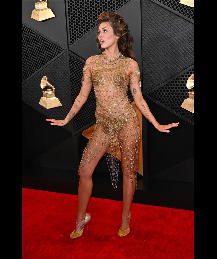 10 Penampilan Terbaik di Red Carpet Grammy Awards 2024