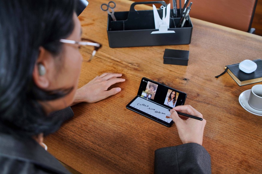 samsung galaxy z fold3 5g