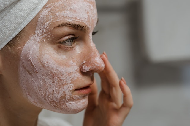 urutan skincare yang benar