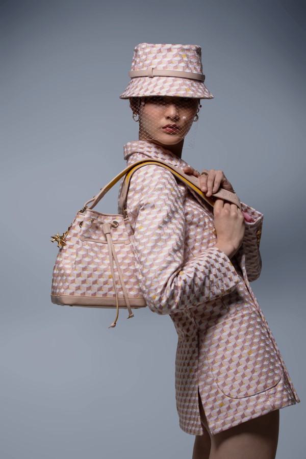 koleksi spring/summer 2023 Fauré Le Page  serba pink