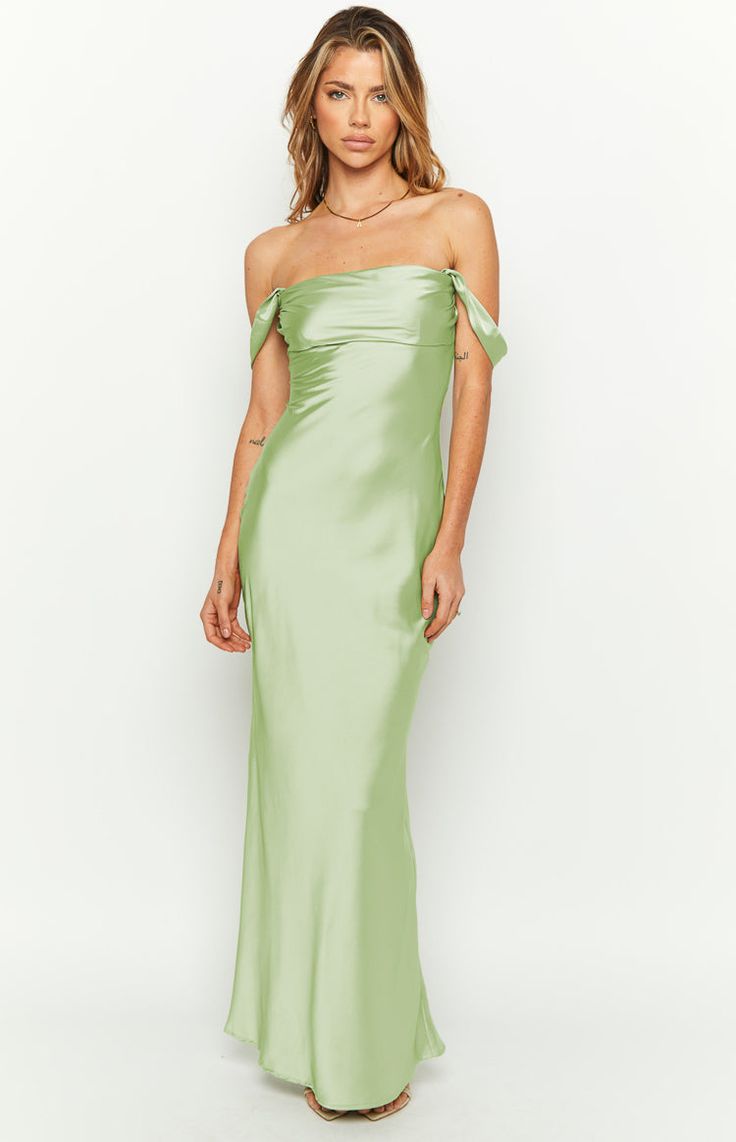 Ini Dia, 5 Ide Model Gaun Satin Untuk Bridesmaid