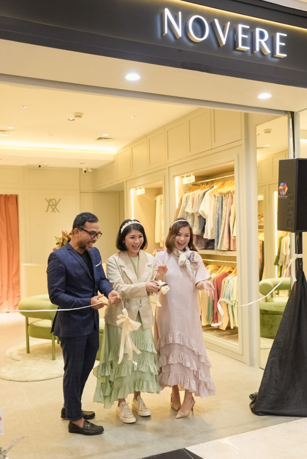 butik NOVERE resmi dibuka di plaza indonesia level 4