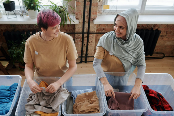 Kenali Perbedaan Fast Fashion Dengan Slow Fashion, Penting!