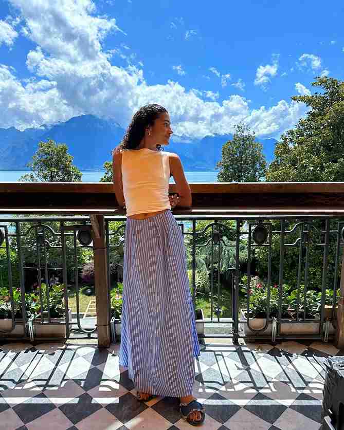 Olivia Dean, Inspirasi Busana Penyanyi