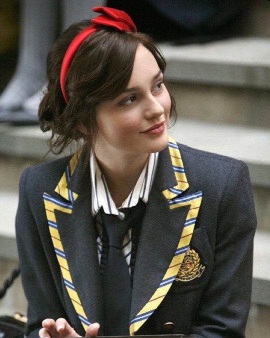 Gossip Girl, serena van der woodsen, blair waldorf, old money, vibes, fashion, new york, gaya busana, fashion style, fashionable