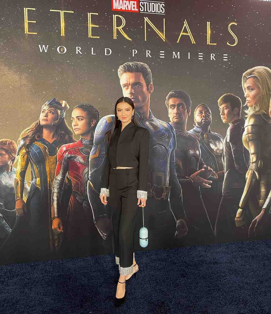Raline Shah, karpet merah, Eternals, world premiere, black