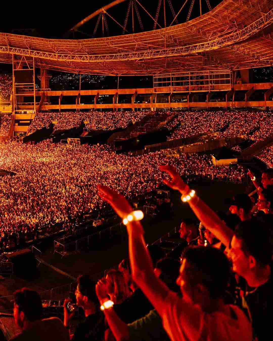 Coldplay. Music of the spheres world tour. Konser coldplay di jakarta. Konser coldplay.