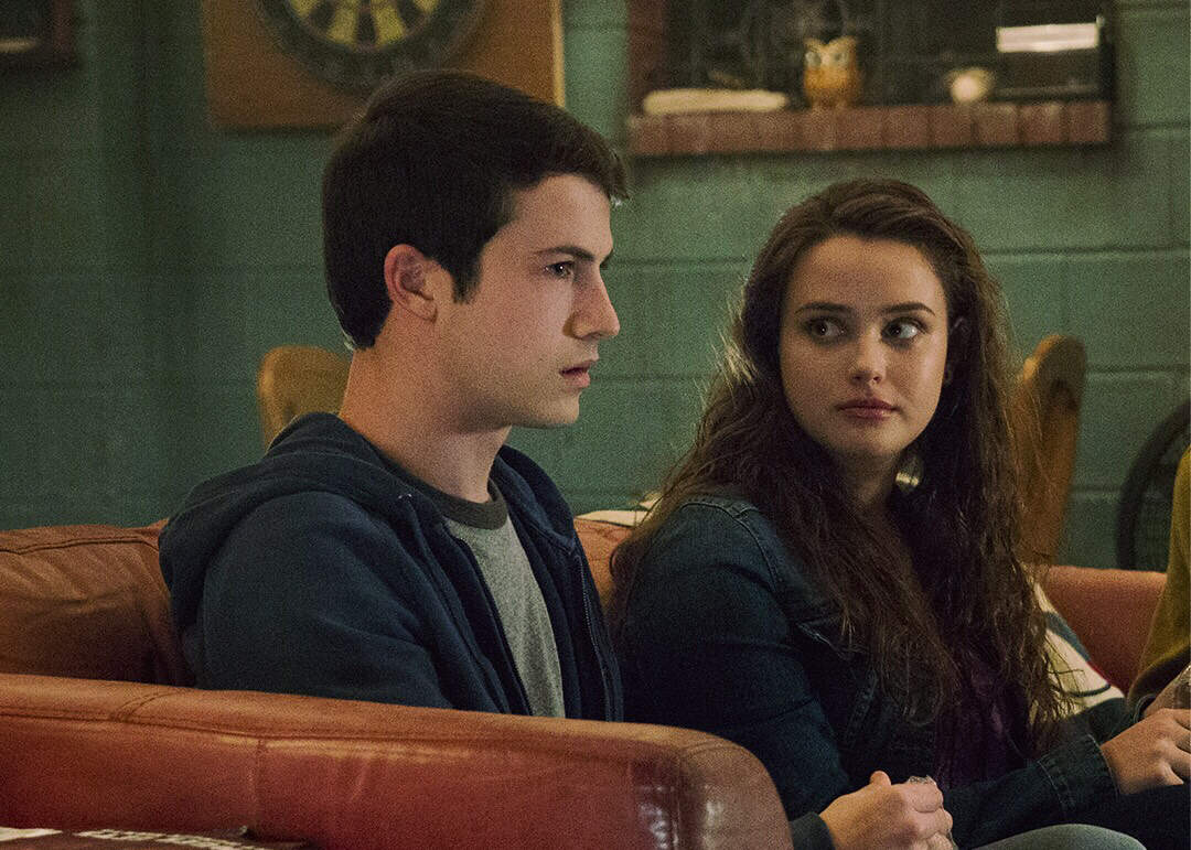 13 Reasons Why sebagai rekomendasi serial Netflix yang cocok untuk para adrenaline junkie.