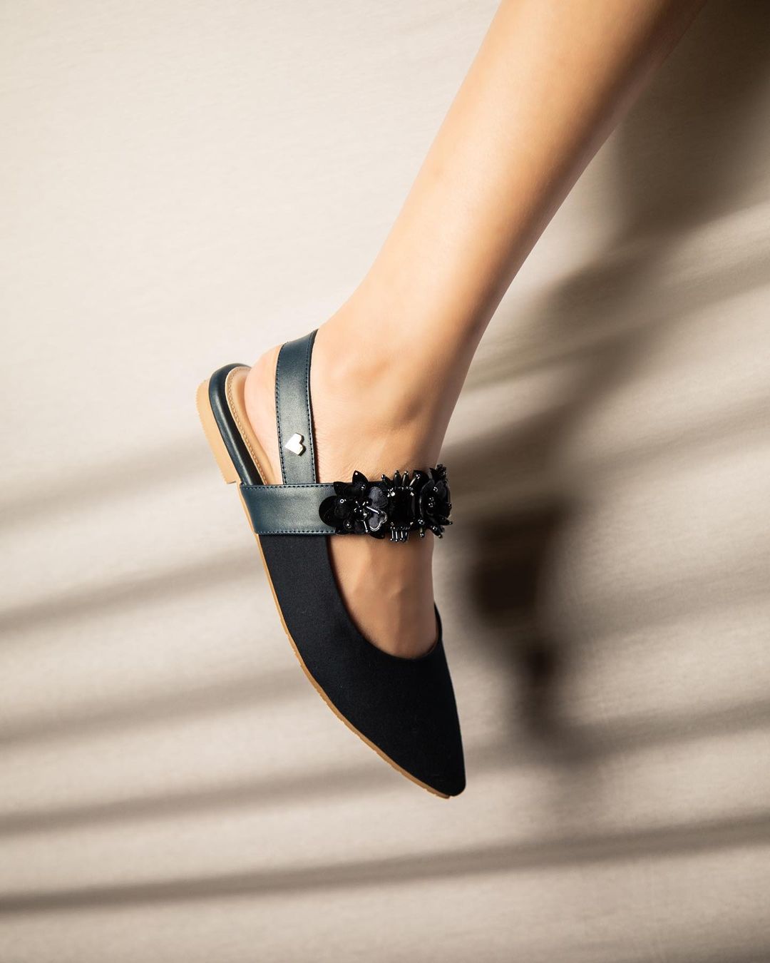 (Pvra - Bella Navy. Foto: Dok. Your Sole Sister/Instagram)