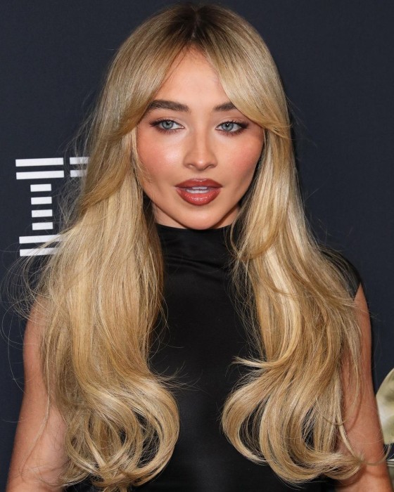 Tiru signature makeup look Sabrina Carpenter