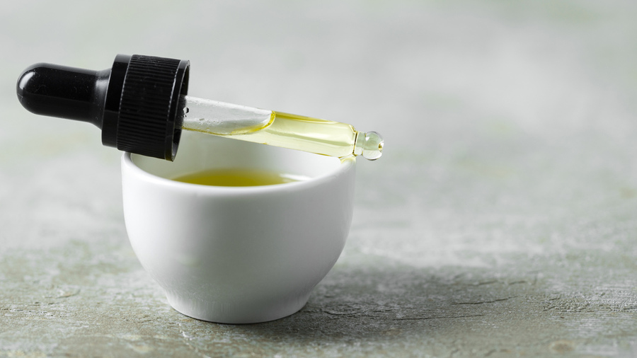 5 Pilihan Masker Rambut Alami Untuk Atasi Ketombe