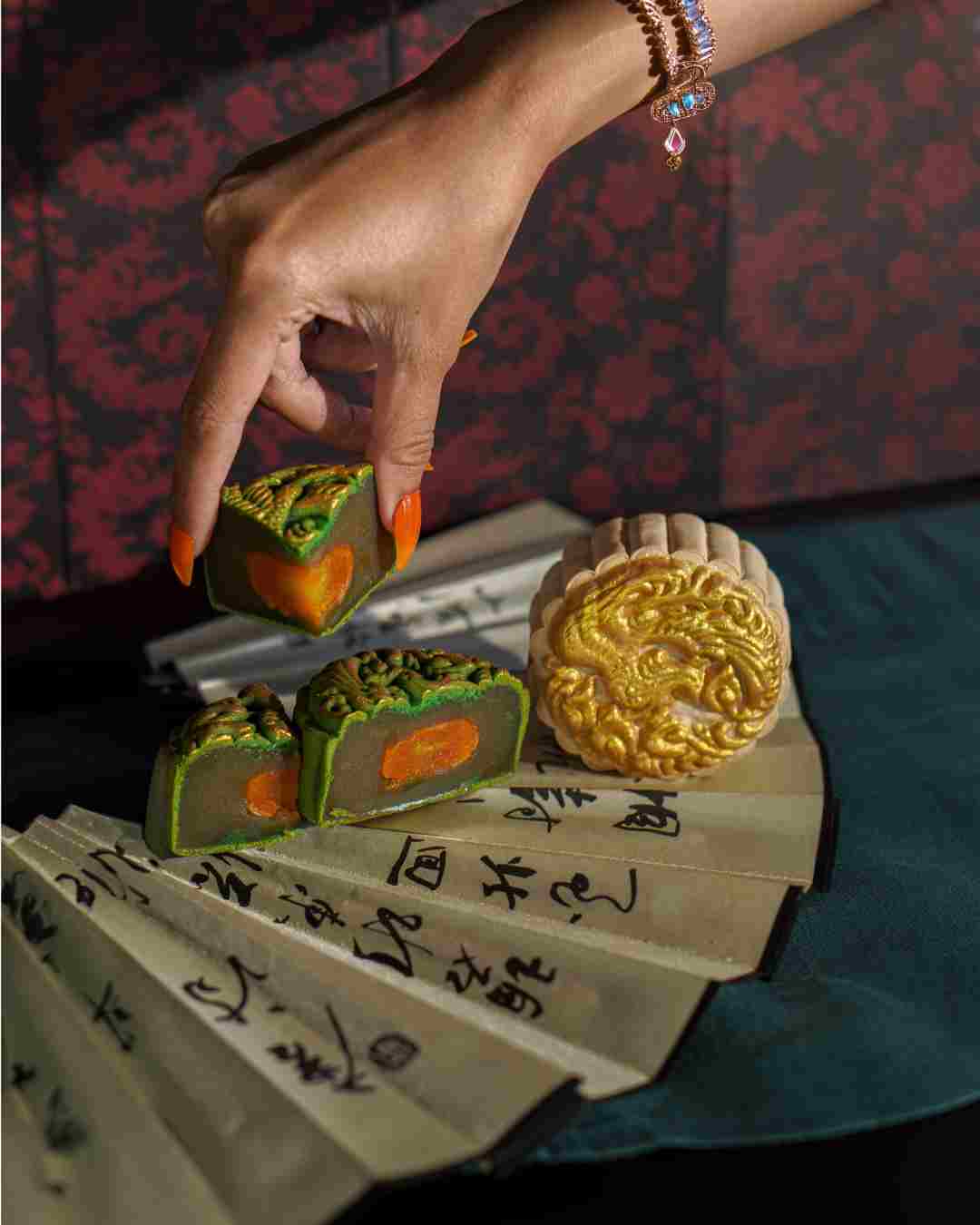 Kue bulan, Tradisional, Panggang, Lion X, Renaissance Bali Nusa Dua Resort, Festival Tengah Musim Gugur, Musim gugur