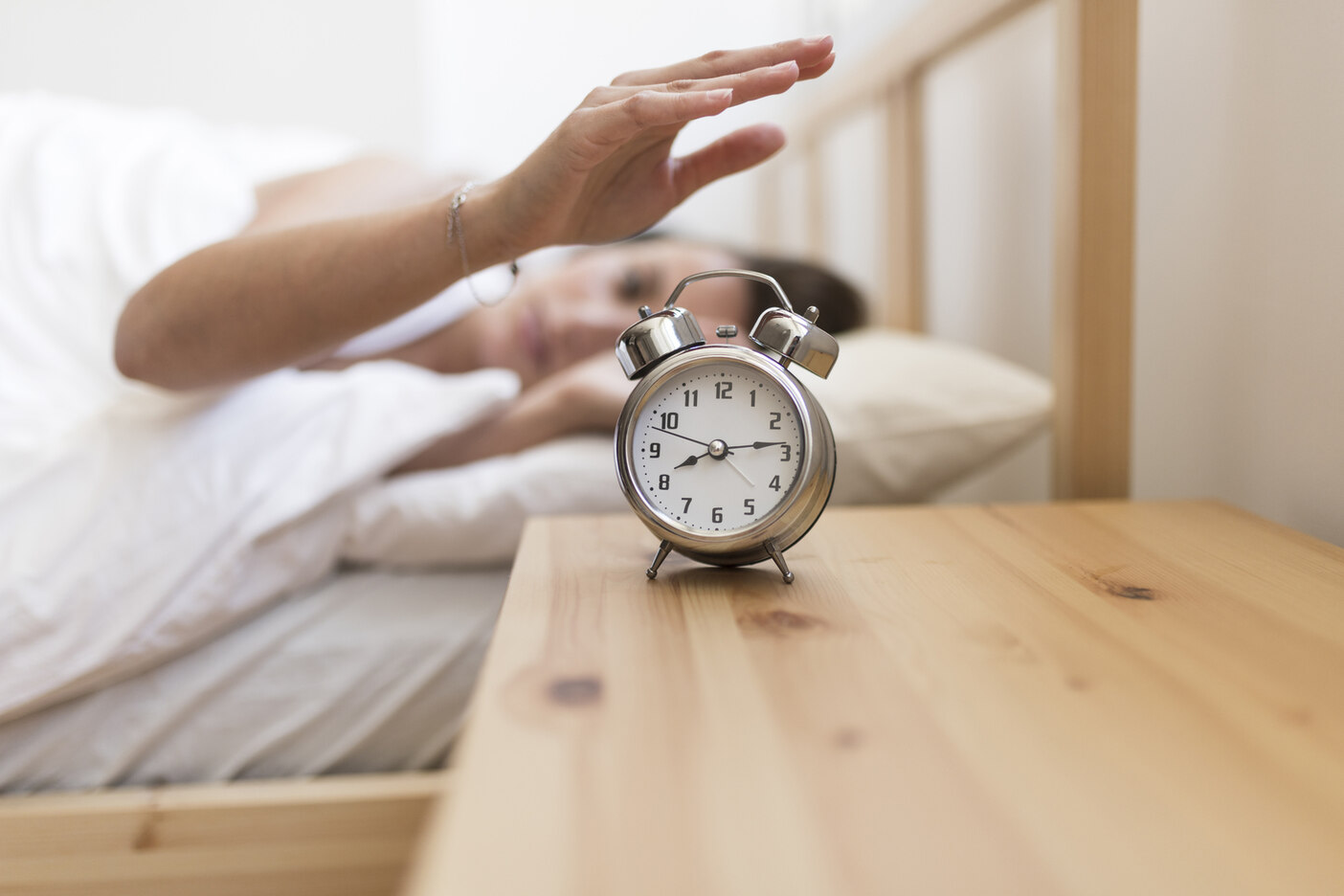 5 Kebiasaan yang Buat Kamu Bangun Lebih Pagi, Anti Kesiangan