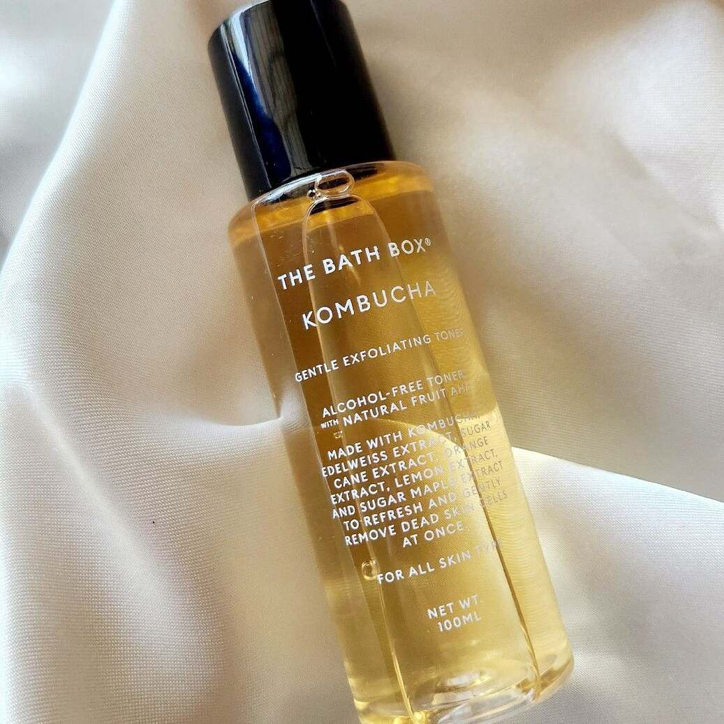 Coba 5 Exfoliating Toner Ini, Cocok Untuk Pemula!
