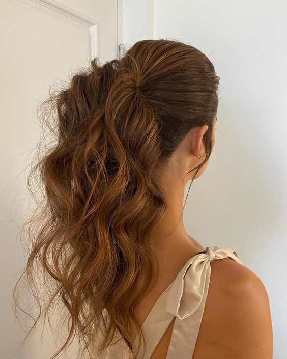 Simpel dan Cantik, 5 Gaya Rambut ke Pesta Pernikahan