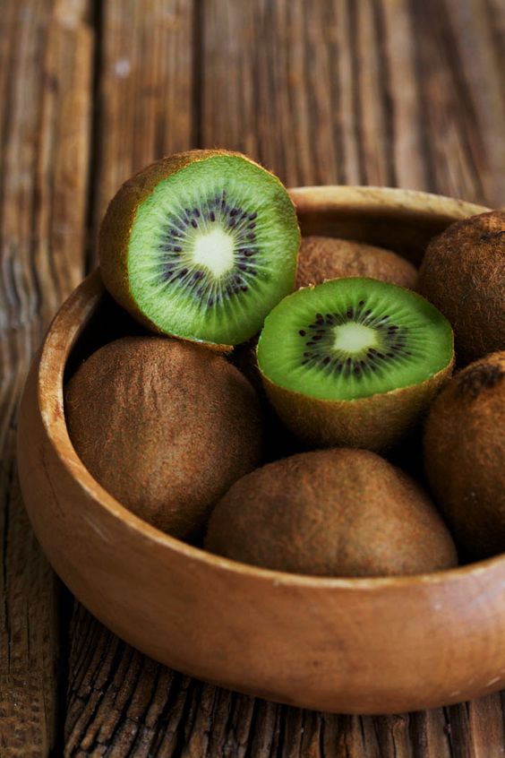 5 Buah Yang Mengandung Vitamin E, Efektif Menjaga Kesehatan