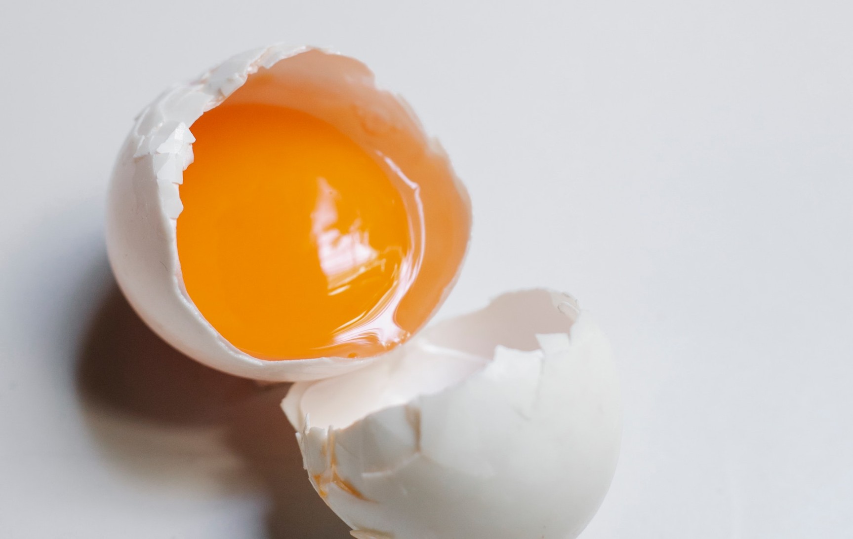 cara alami bisa dicoba untuk menebalkan alis