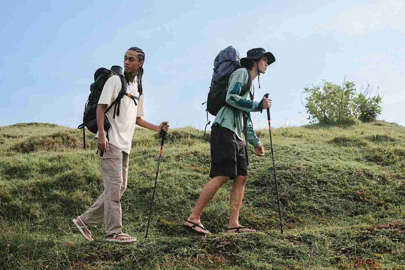 Gahalu Wakatobi, sandal, sandal gunung, sandal trekking, traveling alam