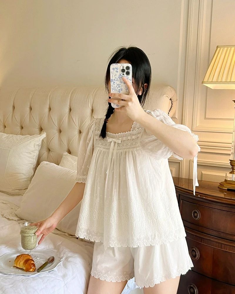 5 Rekomendasi Baju Tidur Wanita Ala Korea Selatan